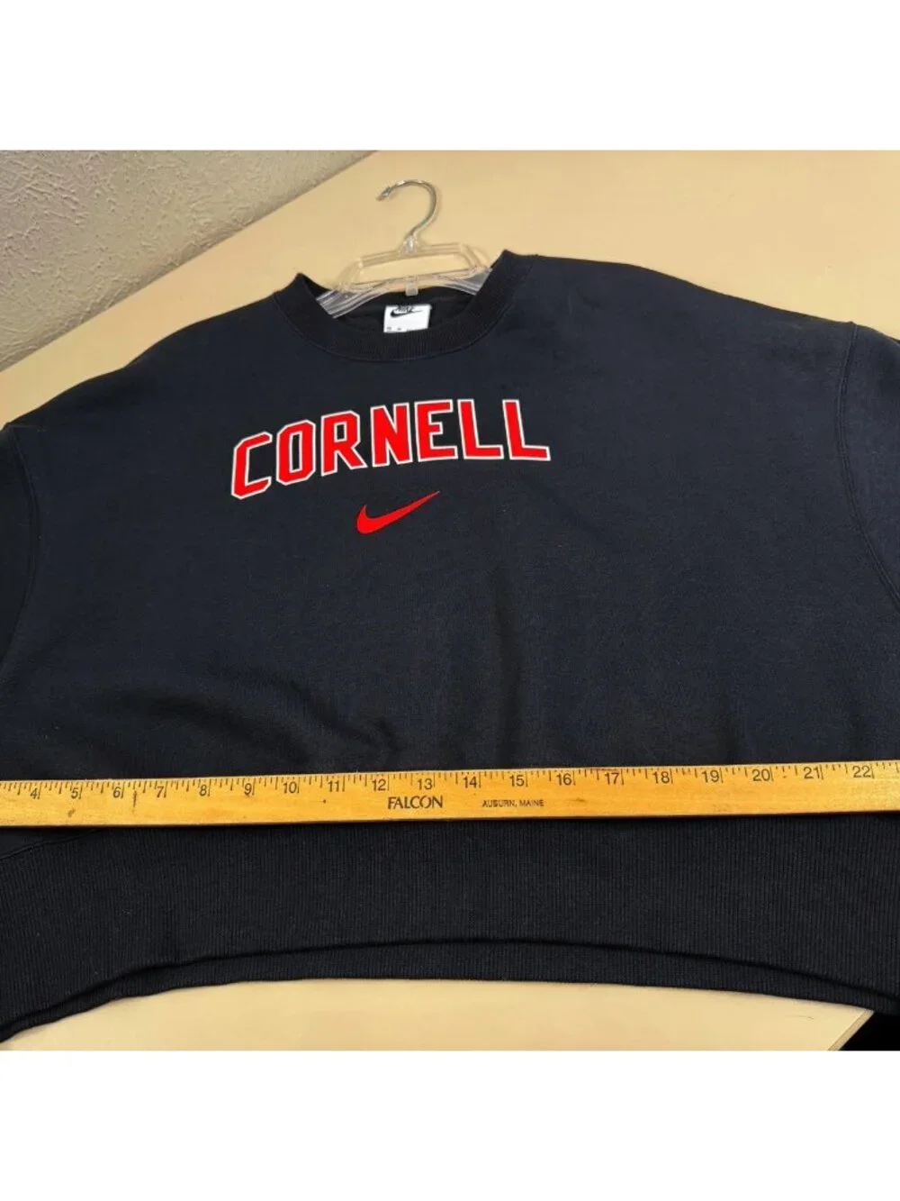 Nike XS Women Cornell Black Crop Fleece Sweatshirt Athleisure Soft Comfy EUC